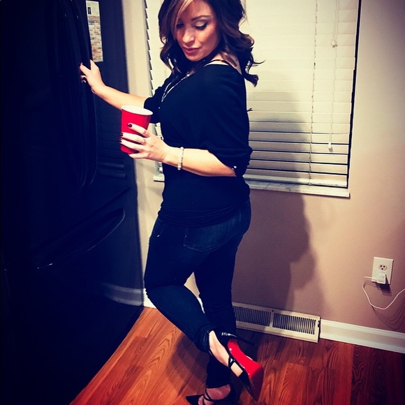 Meet your Posher, Alisha - Picture 2 of 6